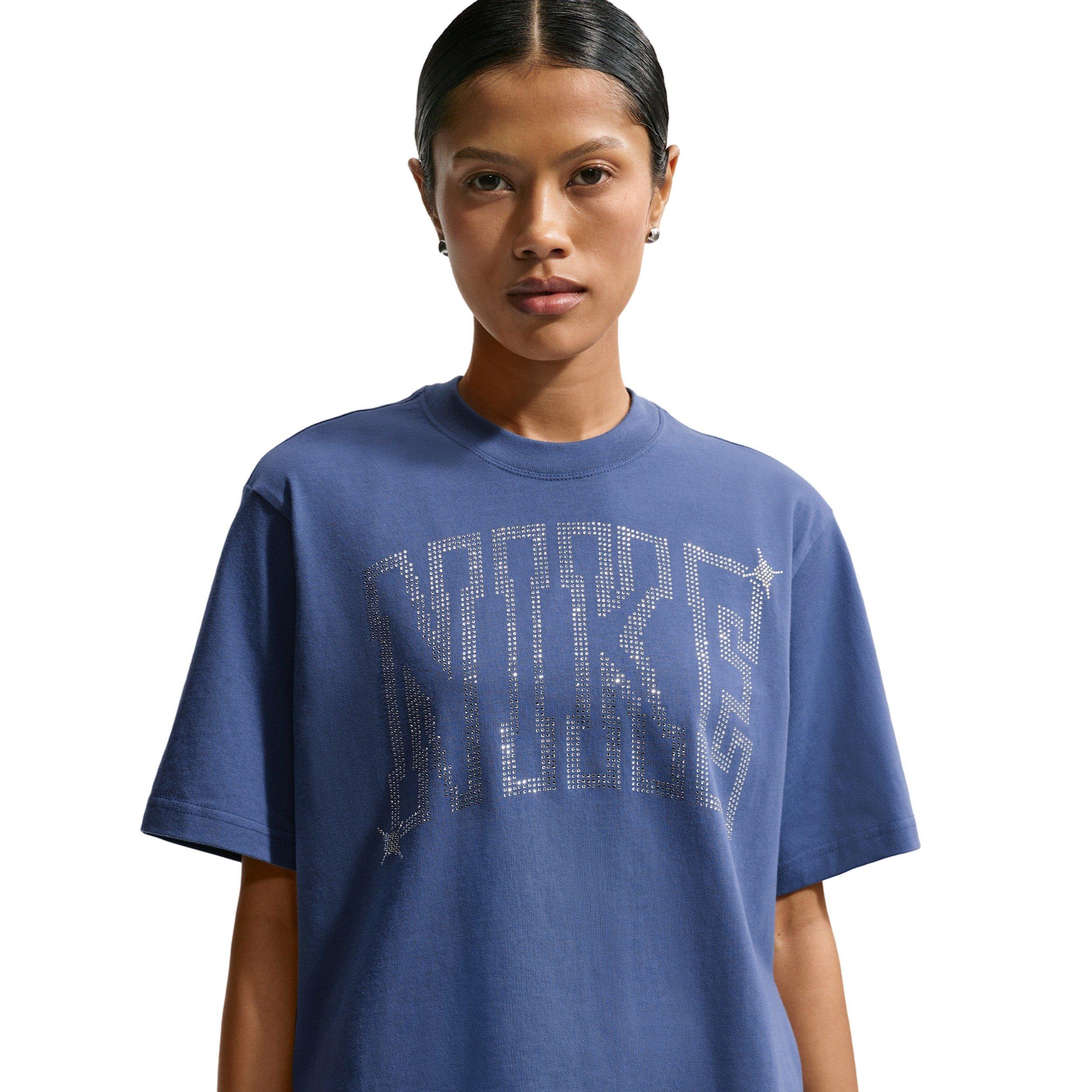 Nike Women's Sportswear Classic Loose T-Shirt - Navy - NAVY